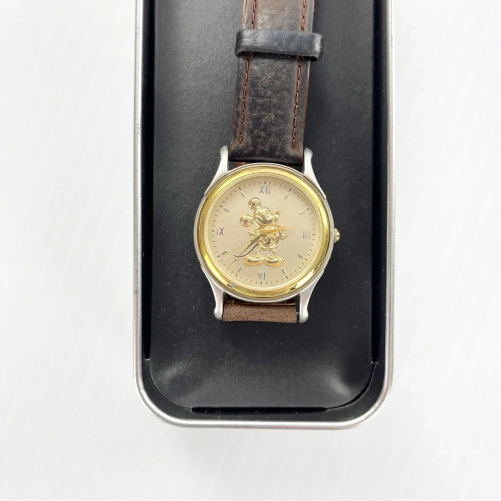 Walt Disney Mickey 2 Tone Embossed Leather Band Wristwatch Watch AS IS